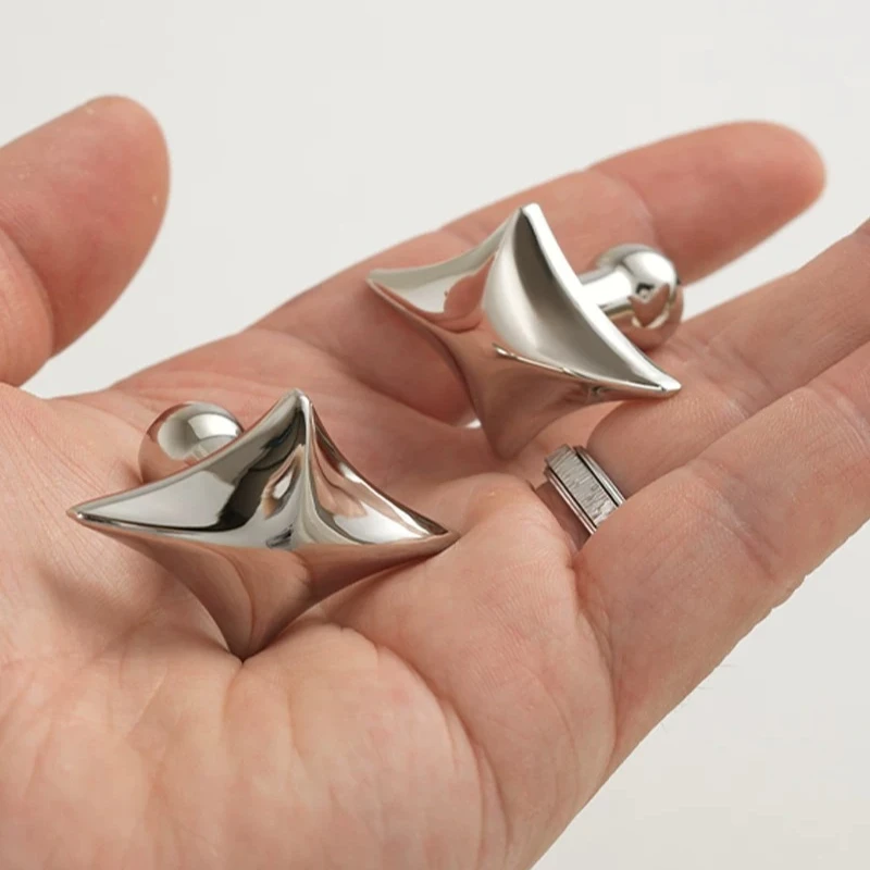 Poignées de placard créatives  - Unique Furniture Hardware avis et prix