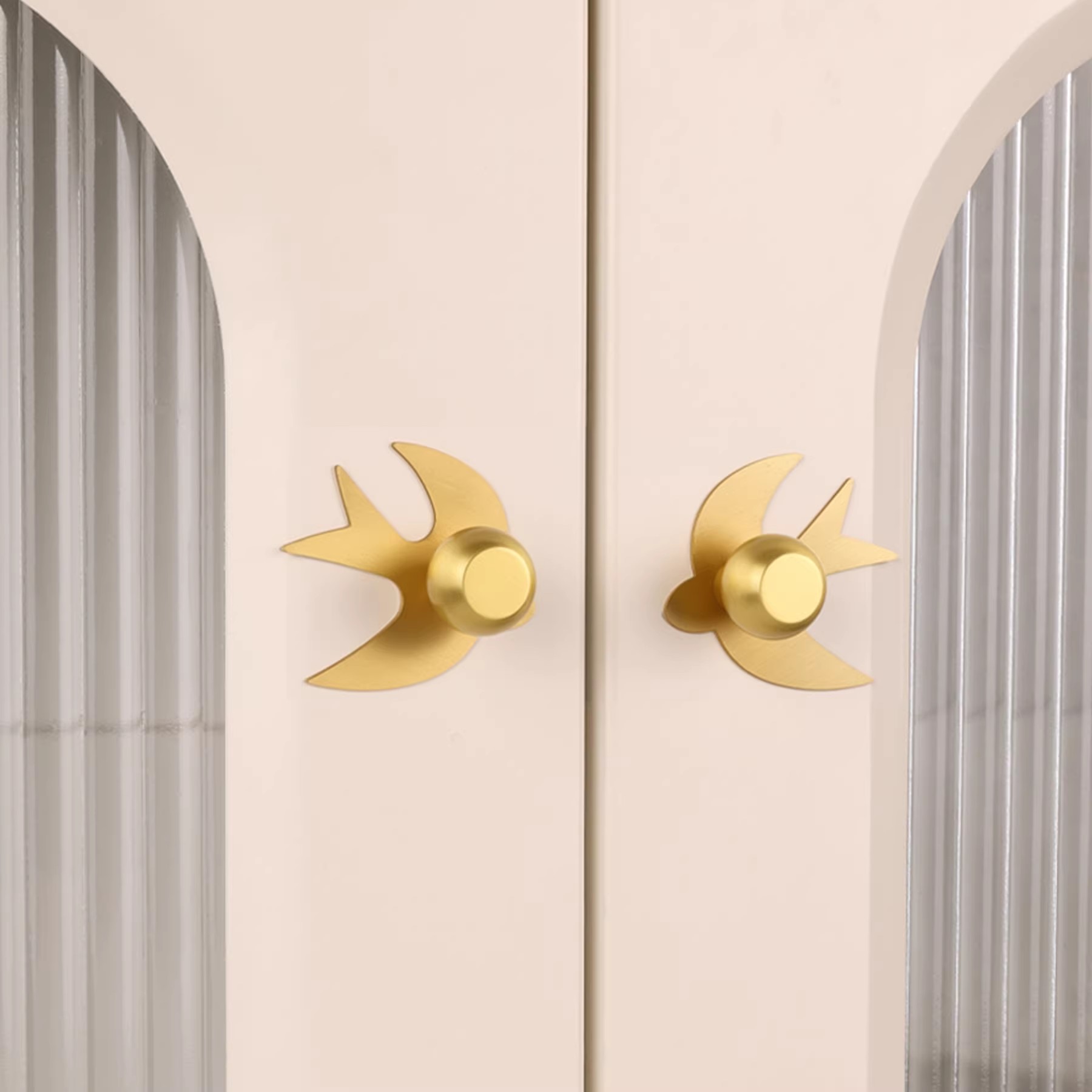 Poignées de meuble créatives e - Furniture Hardware With Backplate avis et prix