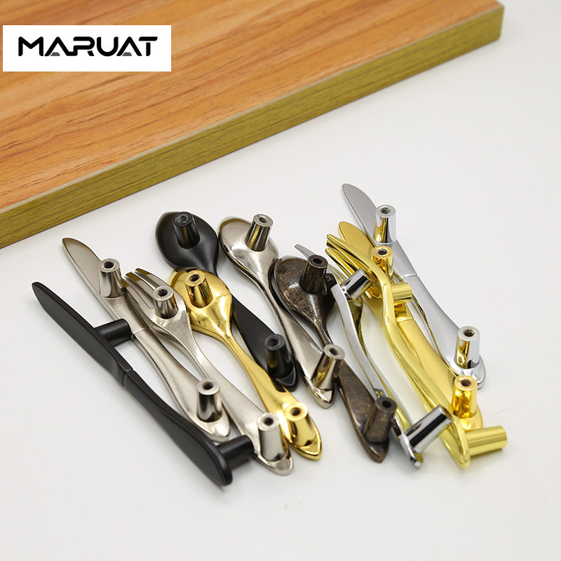 Poignées de meuble de cuisine  - Unique Furniture Hardware avis et prix